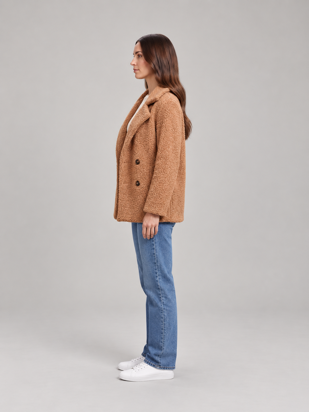Veste teddy femme camel, vue de profil