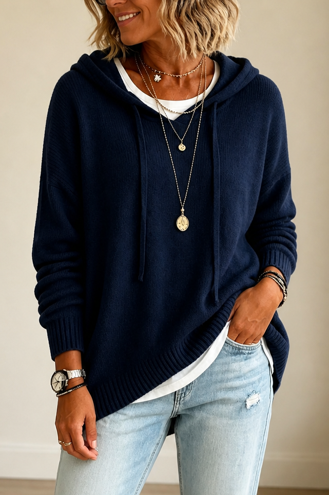 Pull Oversize à Capuche en Maille Acrylique – Bleu marine