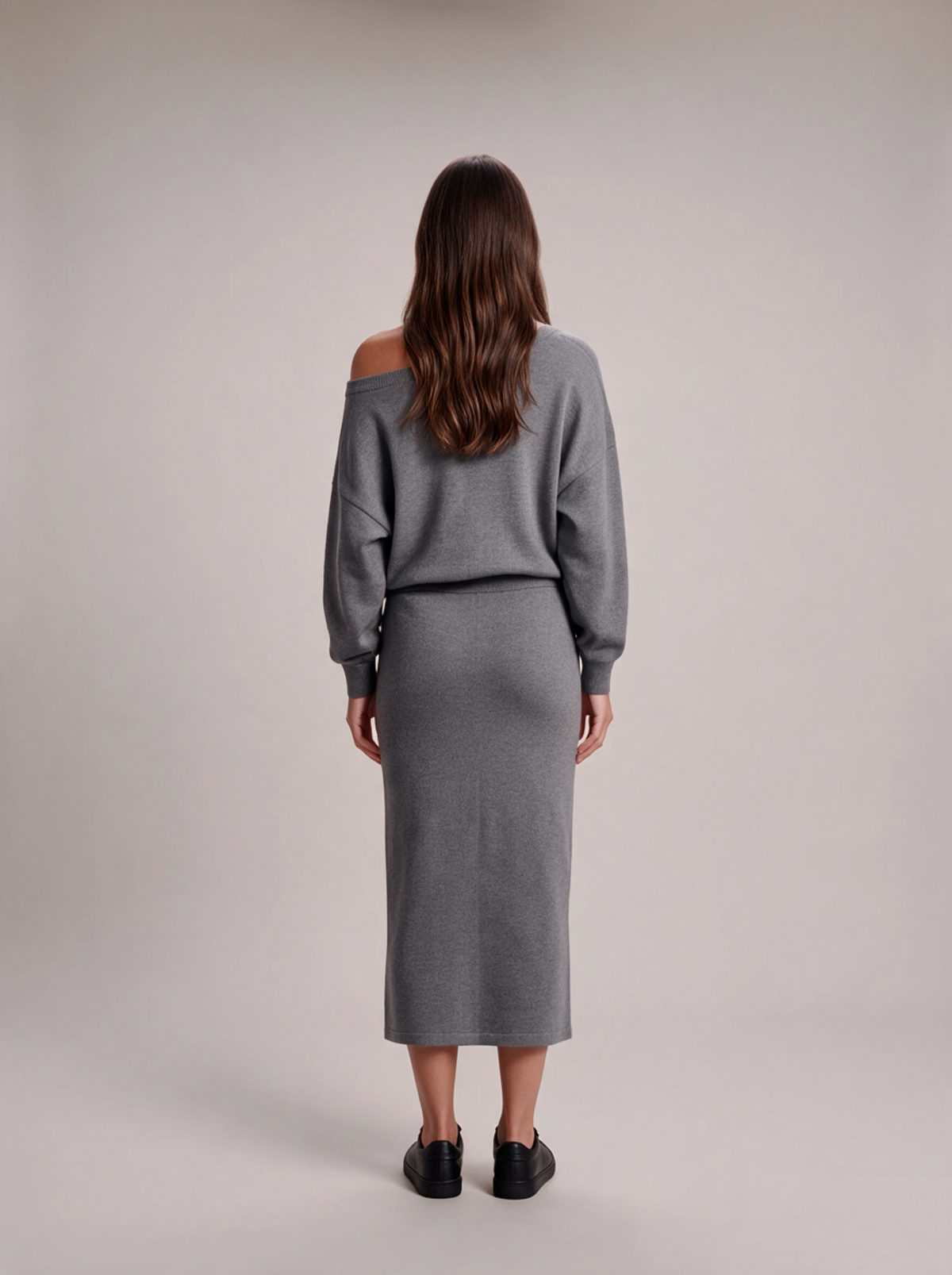Ensemble Pull Ample et Jupe Longue en Maille – vue 6