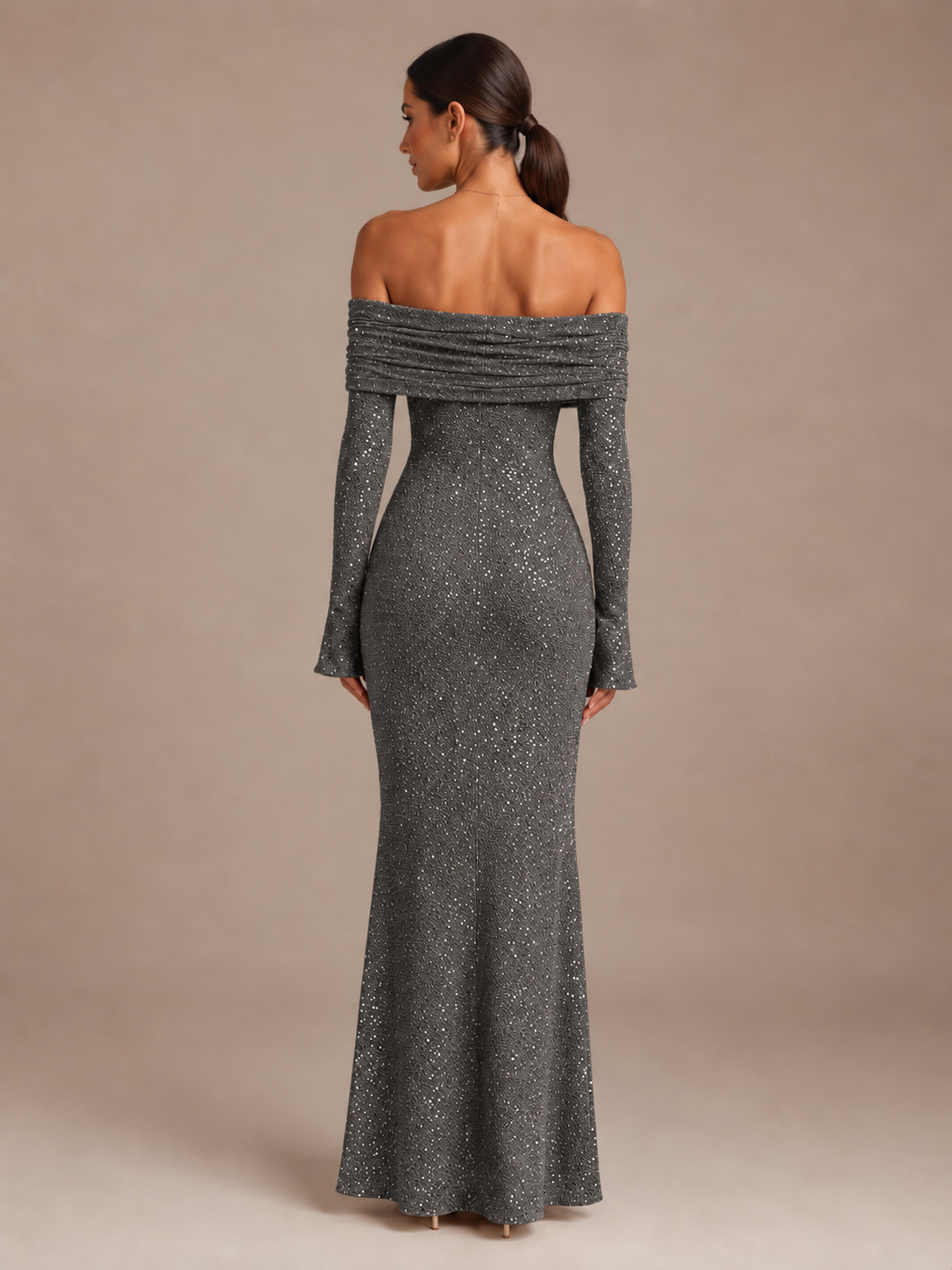 Robe Longue Pailletée Épaules Dénudées – vue 13