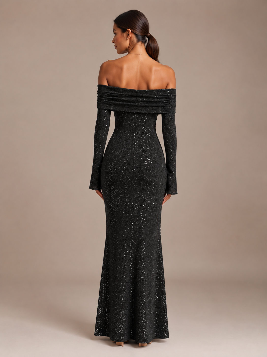 Robe Longue Pailletée Épaules Dénudées – vue 15