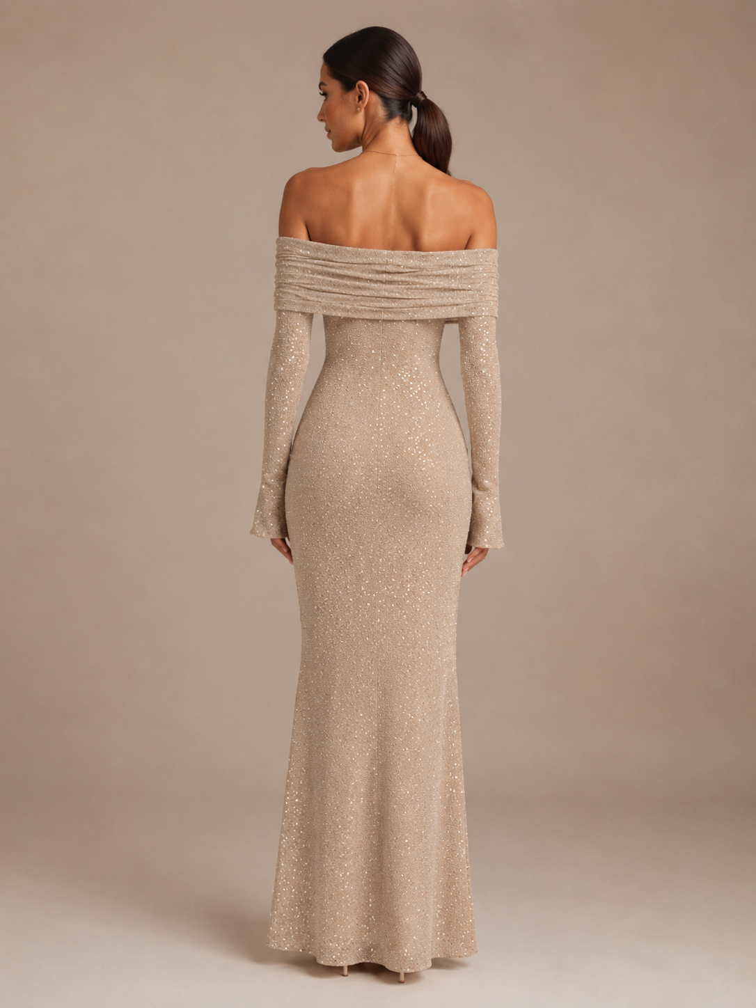Robe Longue Pailletée Épaules Dénudées – vue 4