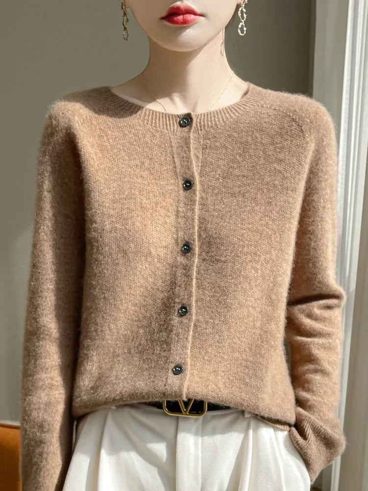 Gilet en Maille Fine de Coton Col Rond – Camel